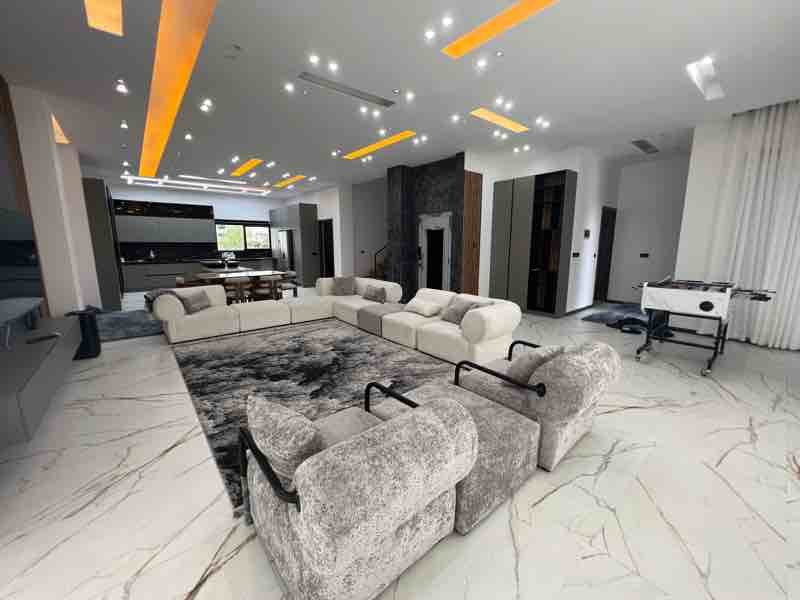 ویلا چهار خوابه استخردار آبگرم دیاموند