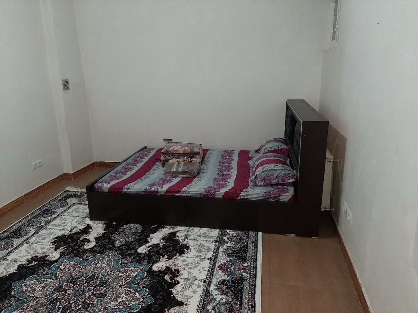 آپارتمان دوخوابه طاق بستان واحد 2