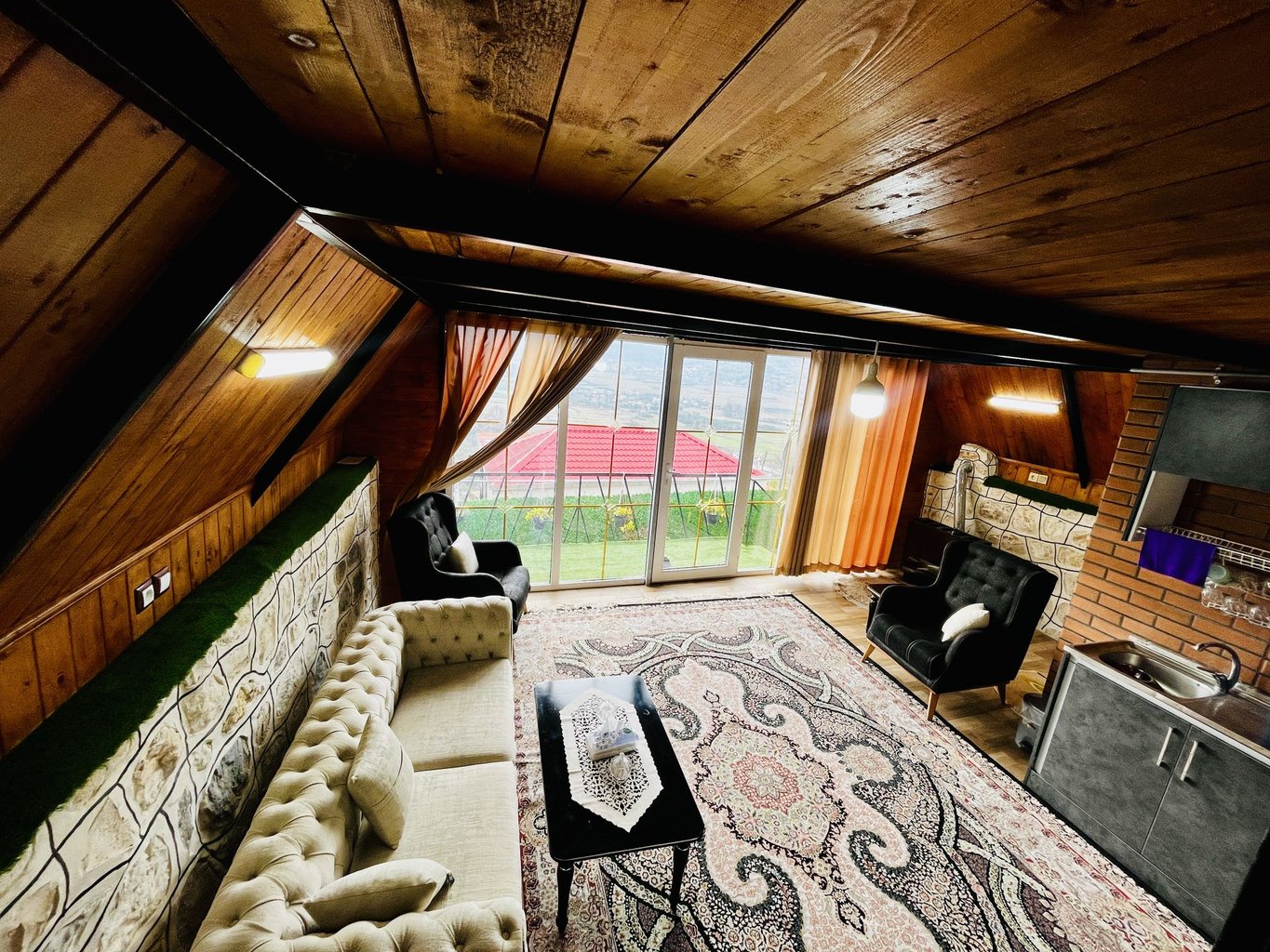 کلبه یک خوابه دوبلکس یونا