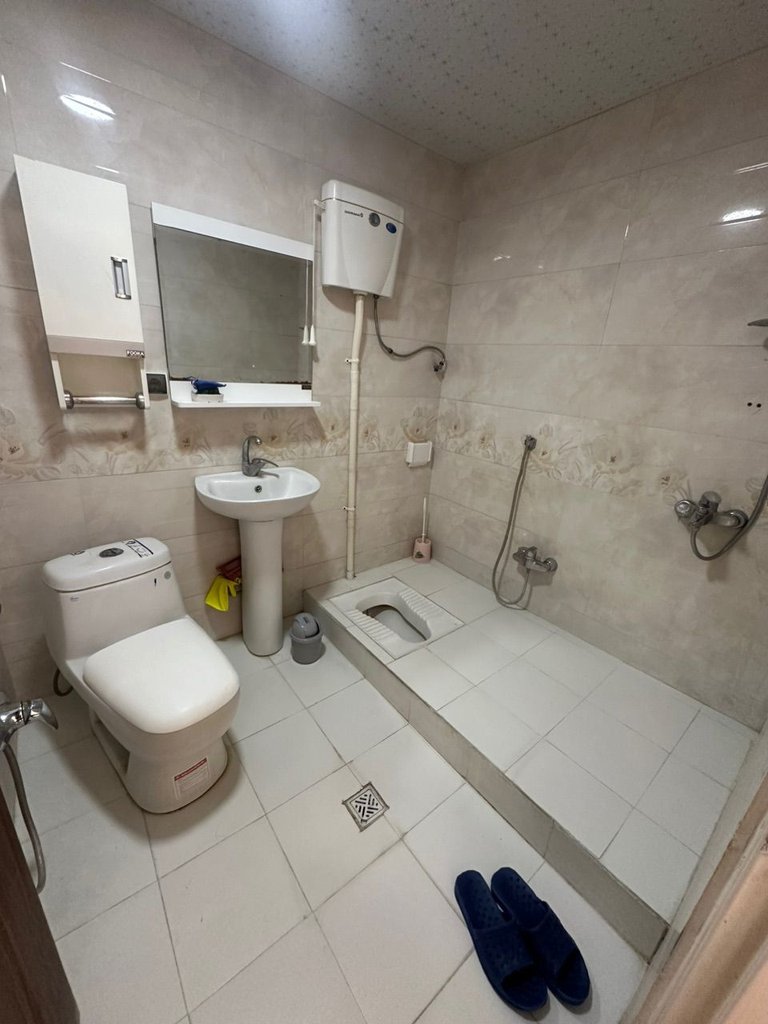 سوئیت یک خوابه حقیقت نیا