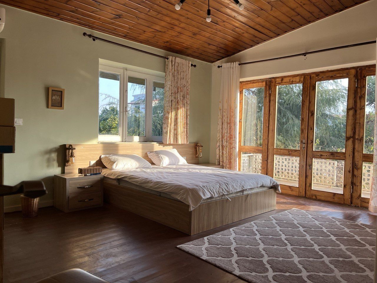 ویلا چهارخوابه ساحلی تریپلکس شهسوار