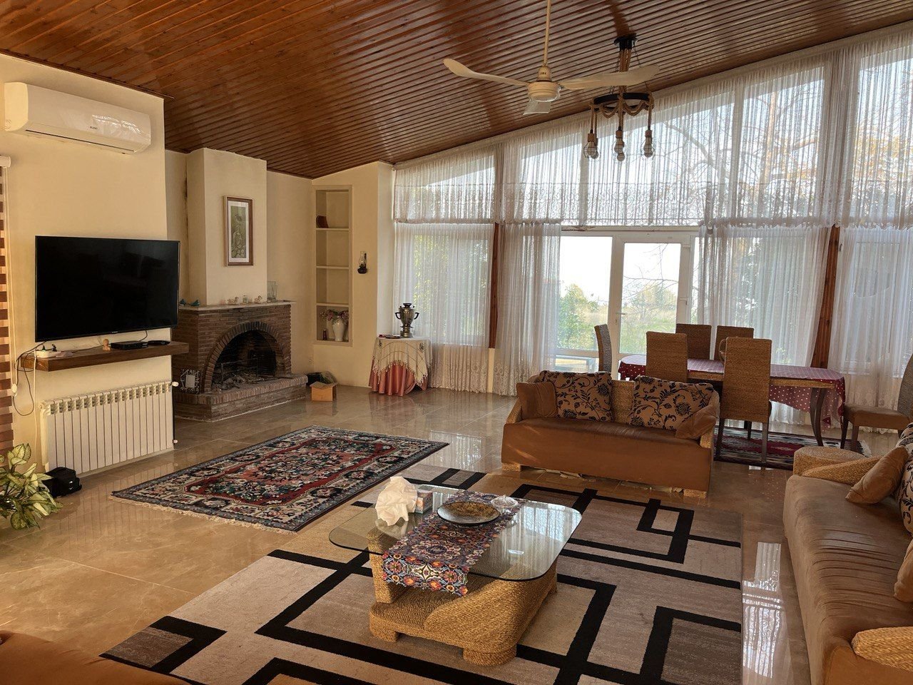 ویلا چهارخوابه ساحلی تریپلکس شهسوار