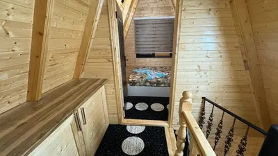 کلبه دوخوابه جکوزی دار سوئیس لند 1