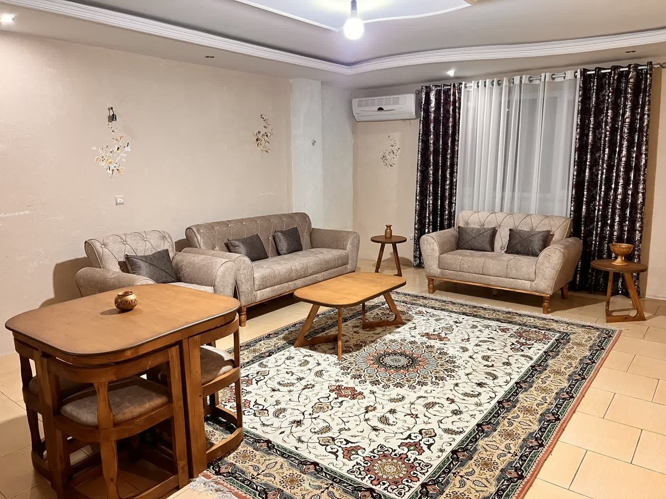 آپارتمان دوخوابه برنا - واحد ۸