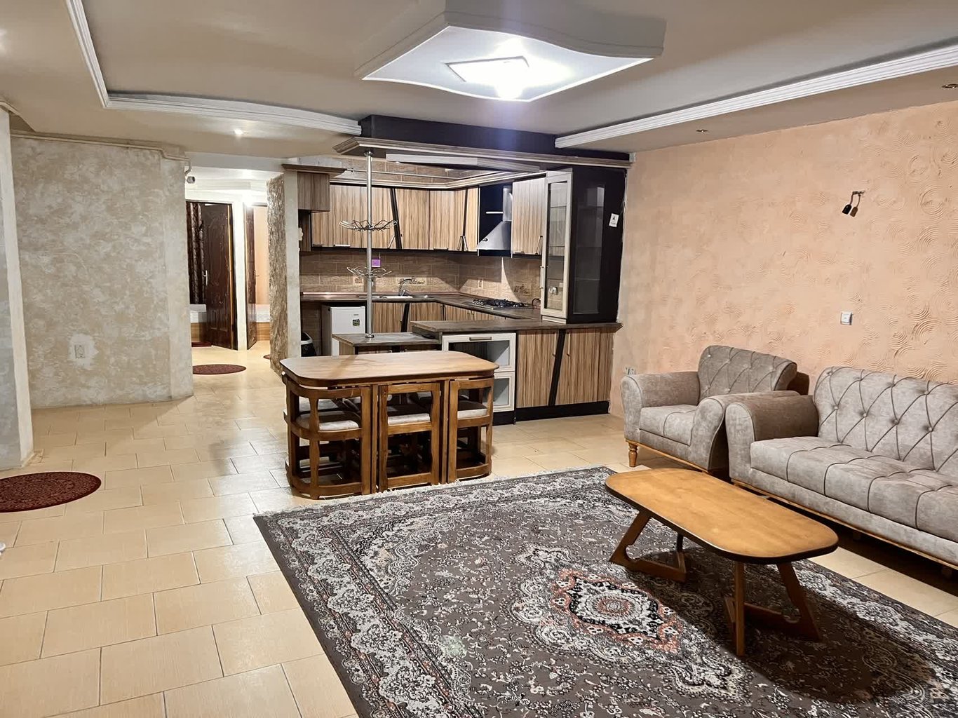 آپارتمان دوخوابه برنا - واحد 10