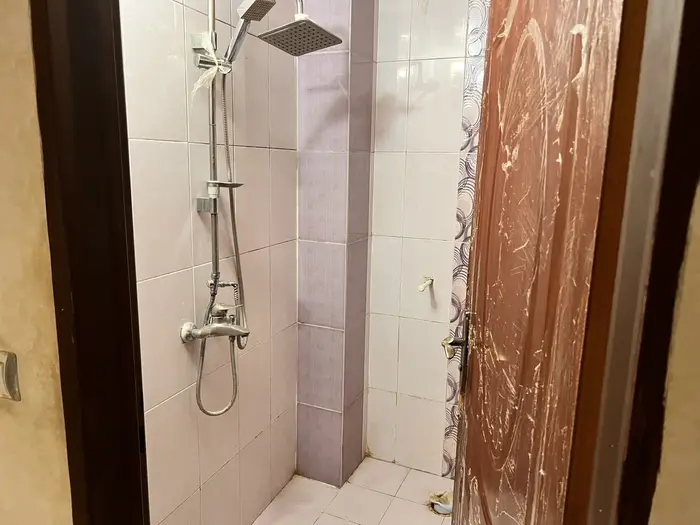 آپارتمان دوخوابه برنا - واحد 3 - حمام