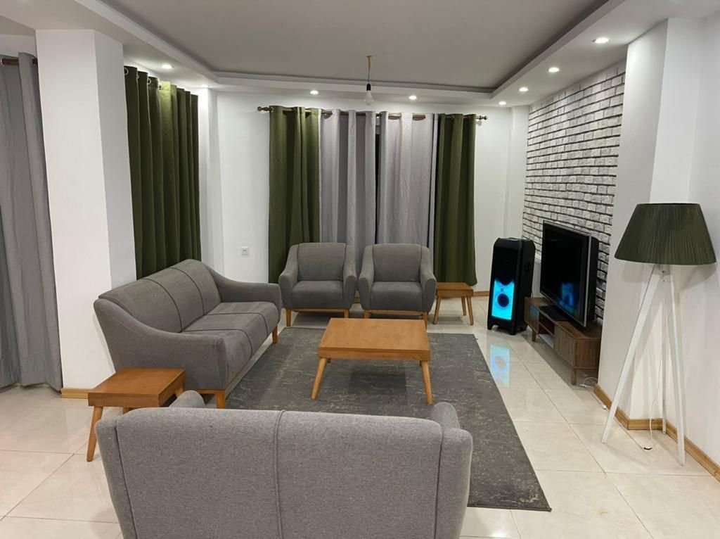 سه خوابه استخردار آبگرم گلستان 2