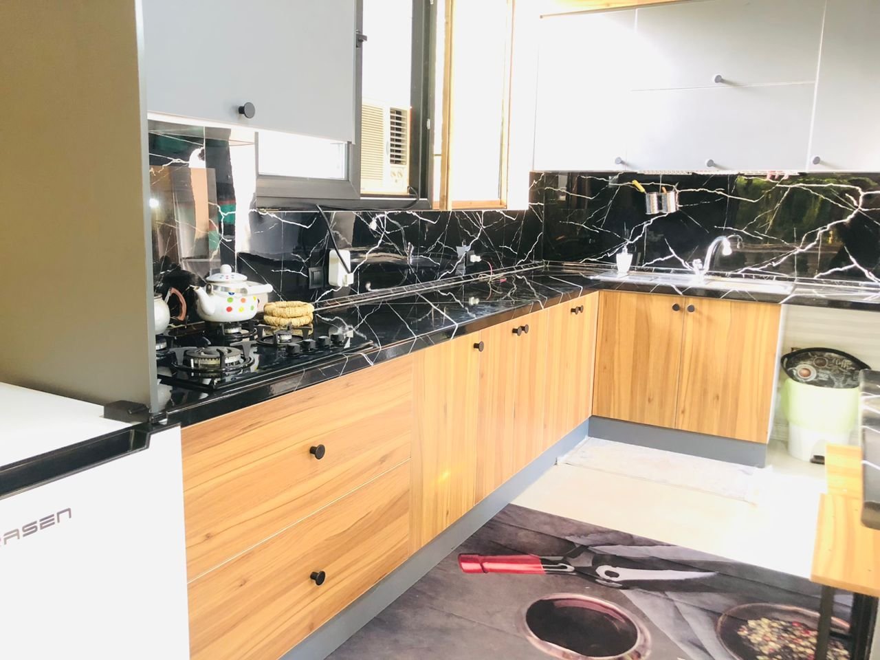 دوخوابه سوئیسی جکوزی دار تالاب