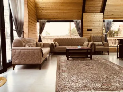 کلبه دوخوابه سوئیسی جکوزی دار تالاب