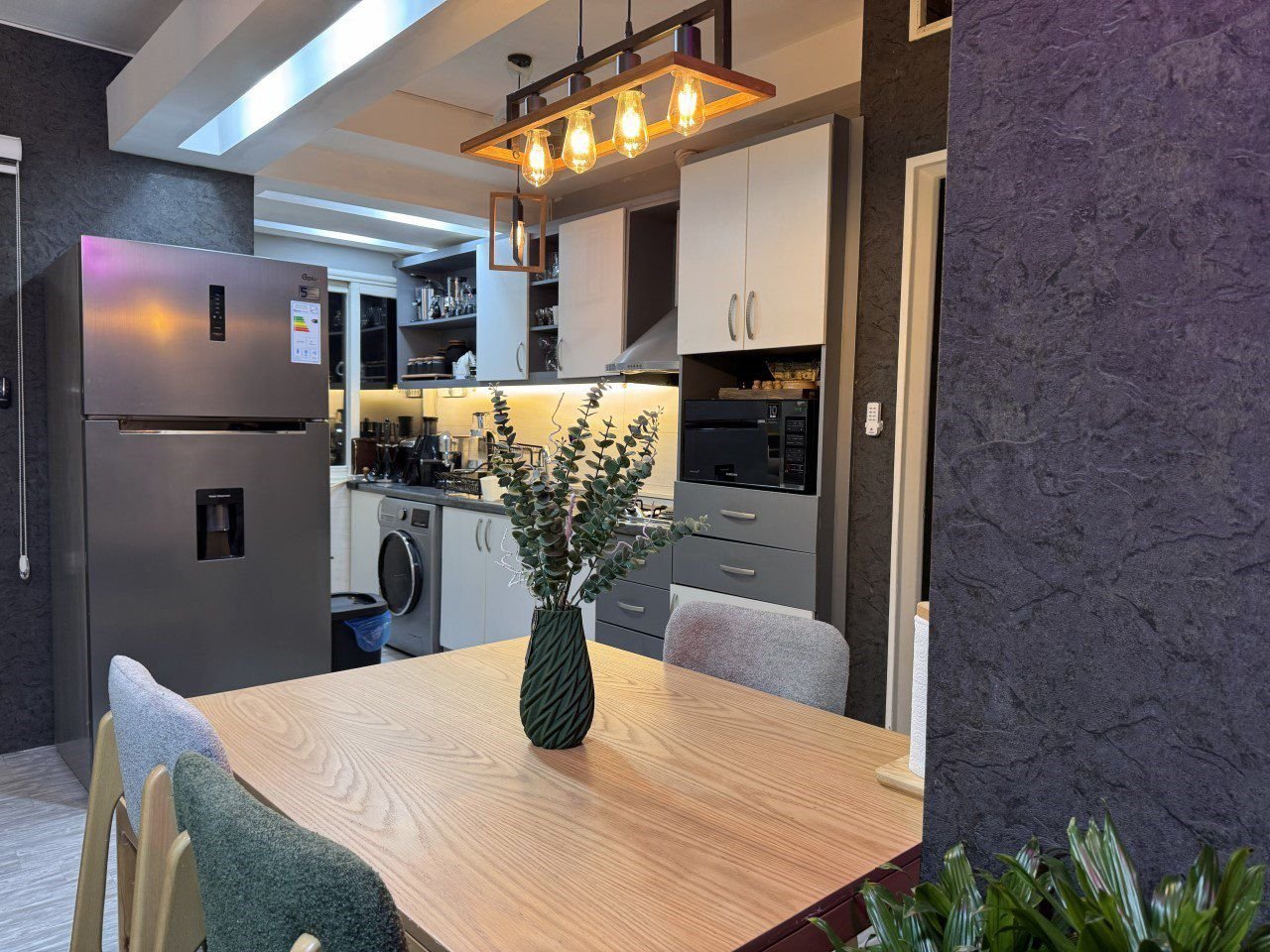 آپارتمان یک خوابه برج زنبق