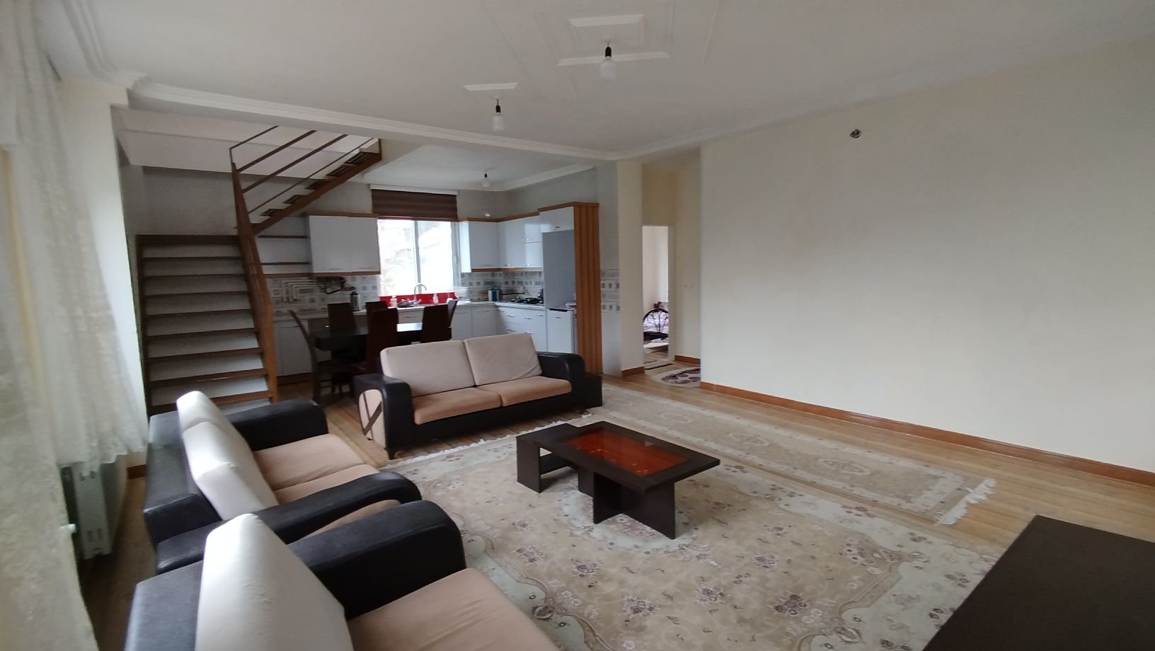 ویلا دوخوابه روستایی مهرنوش