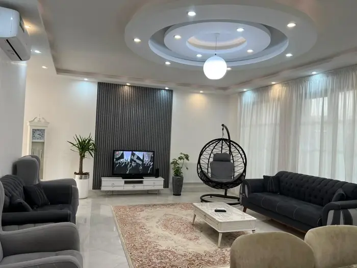 ویلا دوخوابه استخردار آبگرم مرزدشت