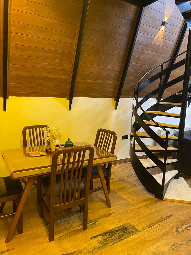 کلبه یک خوابه جکوزی دار جنگلی تالی