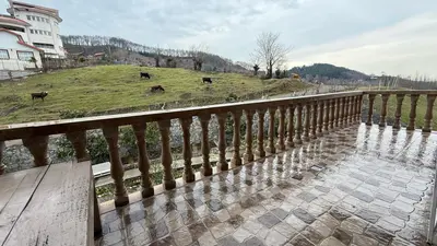 ویلا دوخوابه خانهی سبز