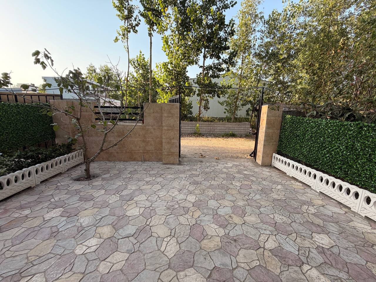 کلبه دوخوابه سوئیسی دوبلکس ساحلی چاف
