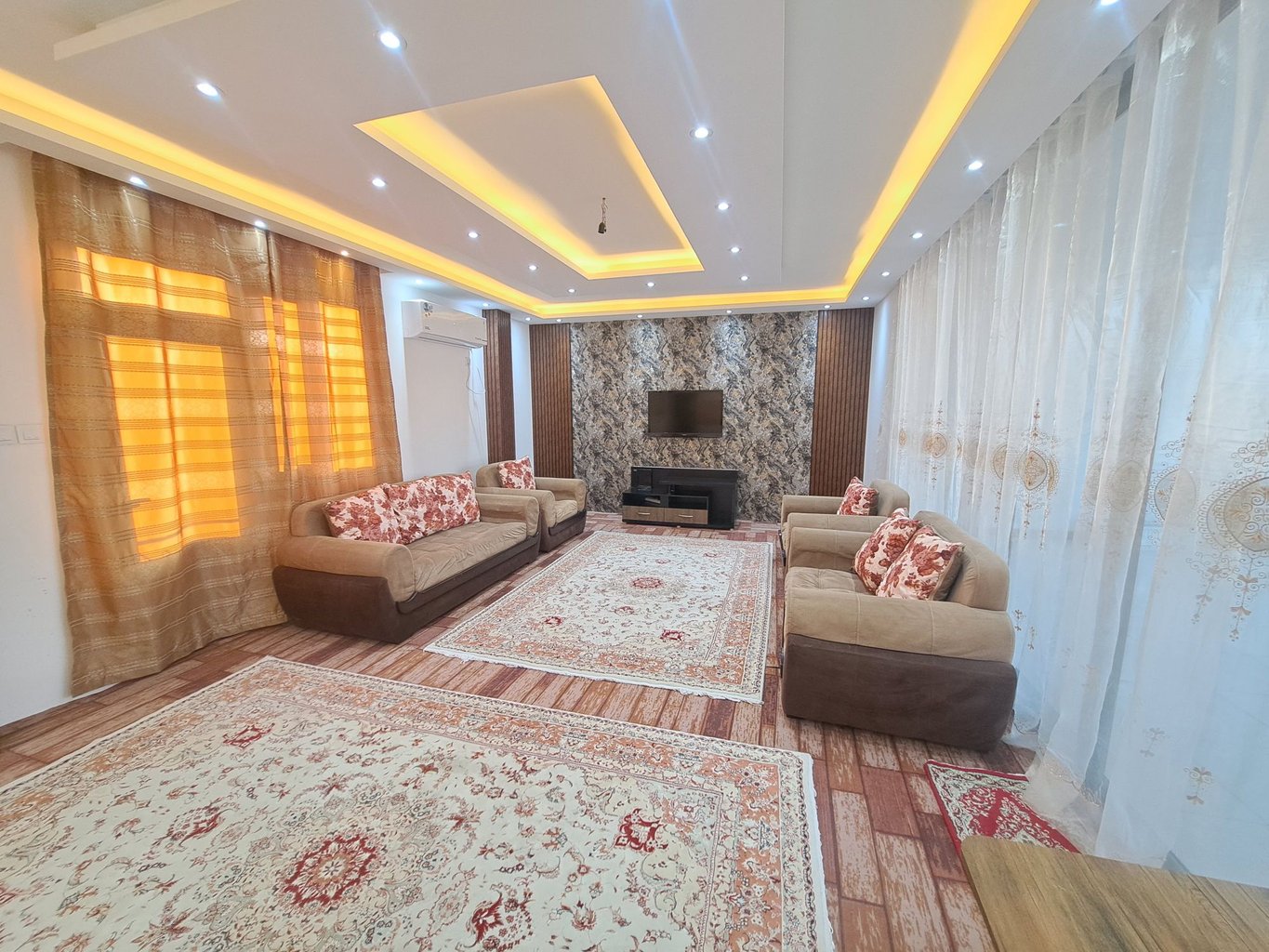 آپارتمان یک خوابه عطابخش