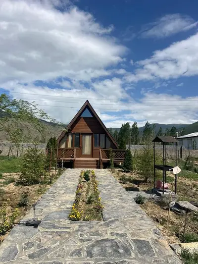 کلبه دوخوابه سوئیسی کیان