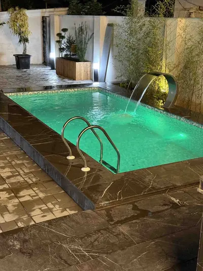 کلبه دوخوابه استخردار آبگرم میراث