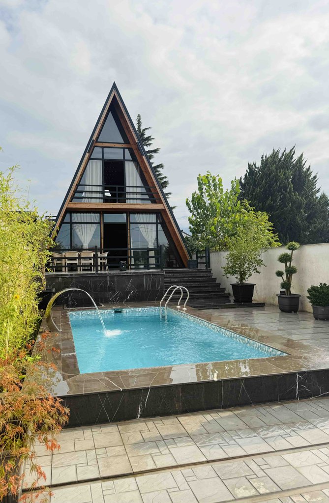 دوخوابه استخردار آبگرم میراث