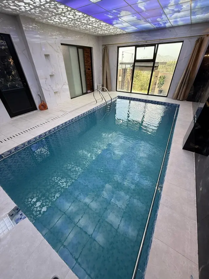 کلبه دوخوابه استخردار آبگرم رزا