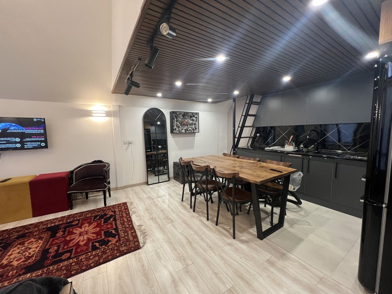 ویلا یک خوابه شام اسبی