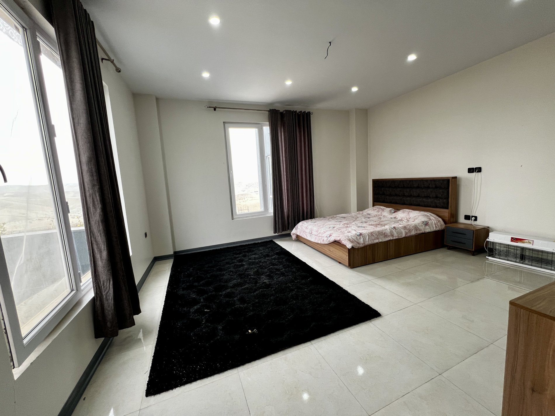 ویلا چهارخوابه استخردار آبگرم کاسپین