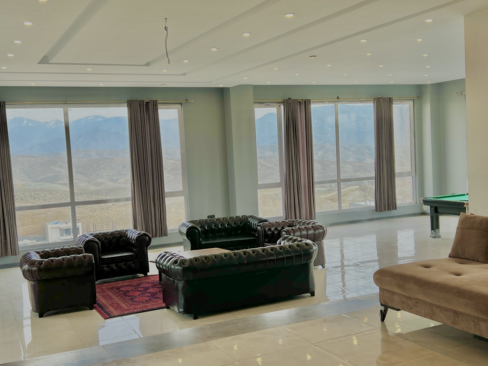 ویلا چهارخوابه استخردار آبگرم کاسپین