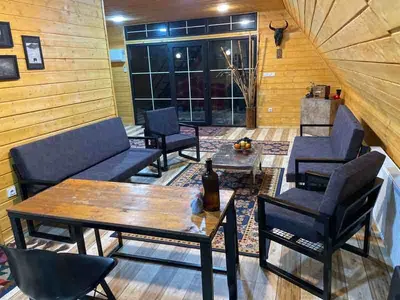 کلبه دوخوابه سوئیسی جکوزی دار شاهان