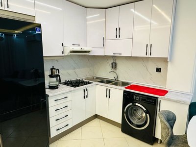 آپارتمان دوخوابه شیک آویشن شرقی