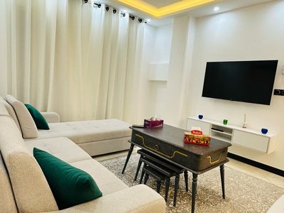 آپارتمان دوخوابه شیک آویشن شرقی