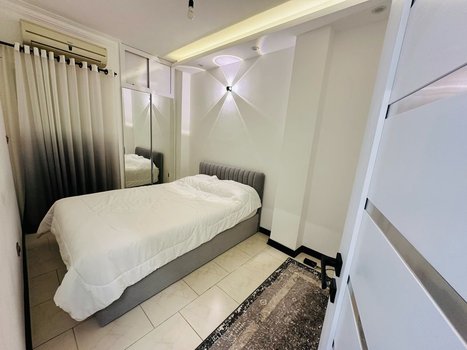 آپارتمان دوخوابه شیک آویشن شرقی - اتاق خواب ۲ و کمد لباسی