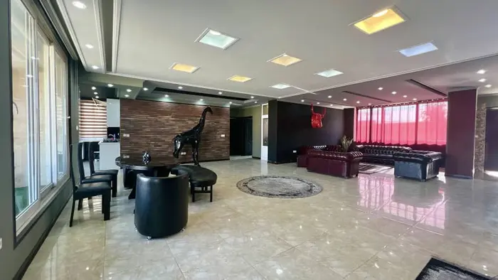 ویلا چهارخوابه استخردار آبگرم عمارت هیلان