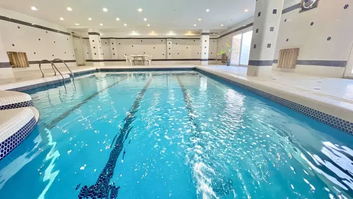 ویلا چهارخوابه استخردار آبگرم عمارت هیلان