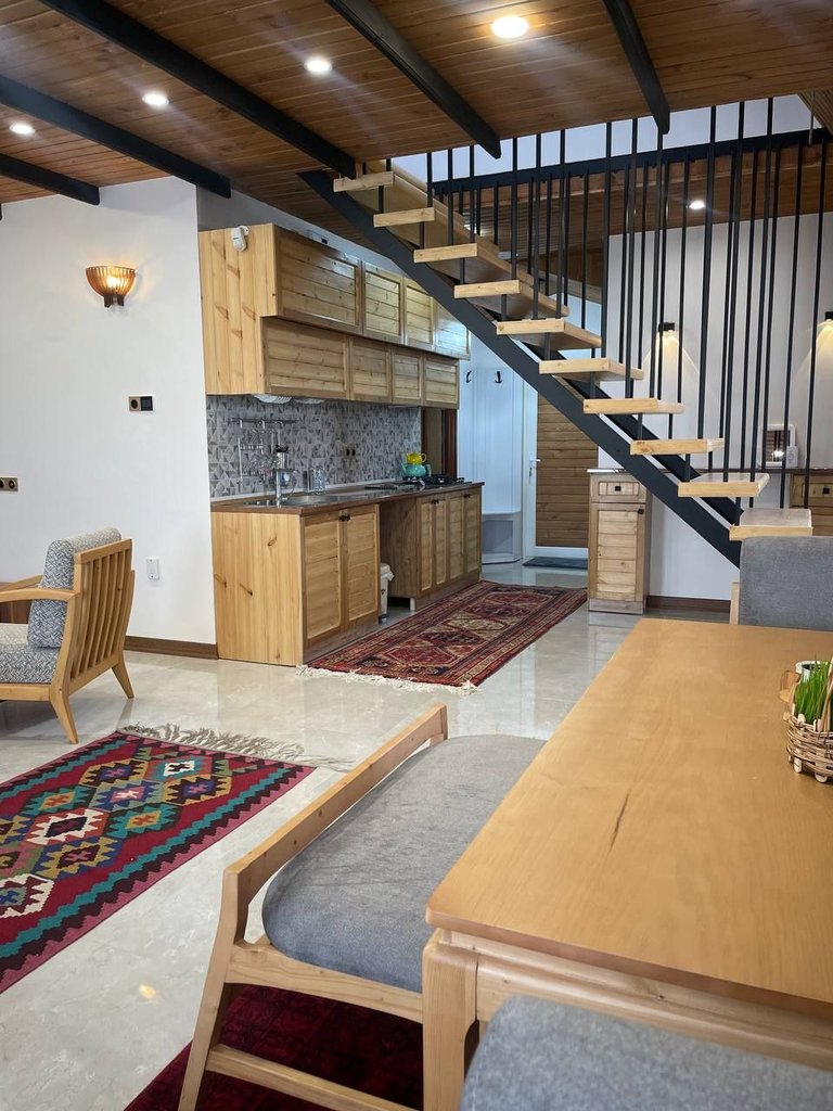 ویلا سه خوابه استخردار آبگرم سوئیسی جعفری