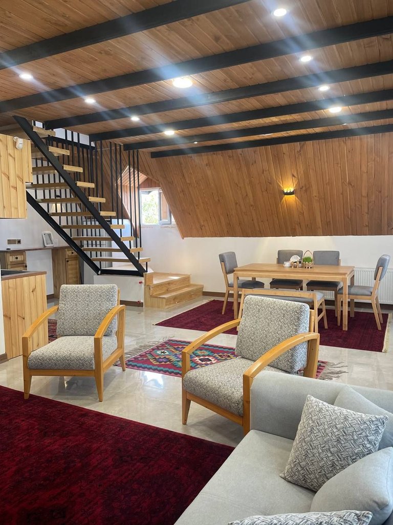 ویلا سه خوابه استخردار آبگرم سوئیسی جعفری