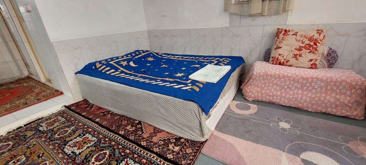 سوئیت فلت آرامگاه خیام و عطار نیشابوری