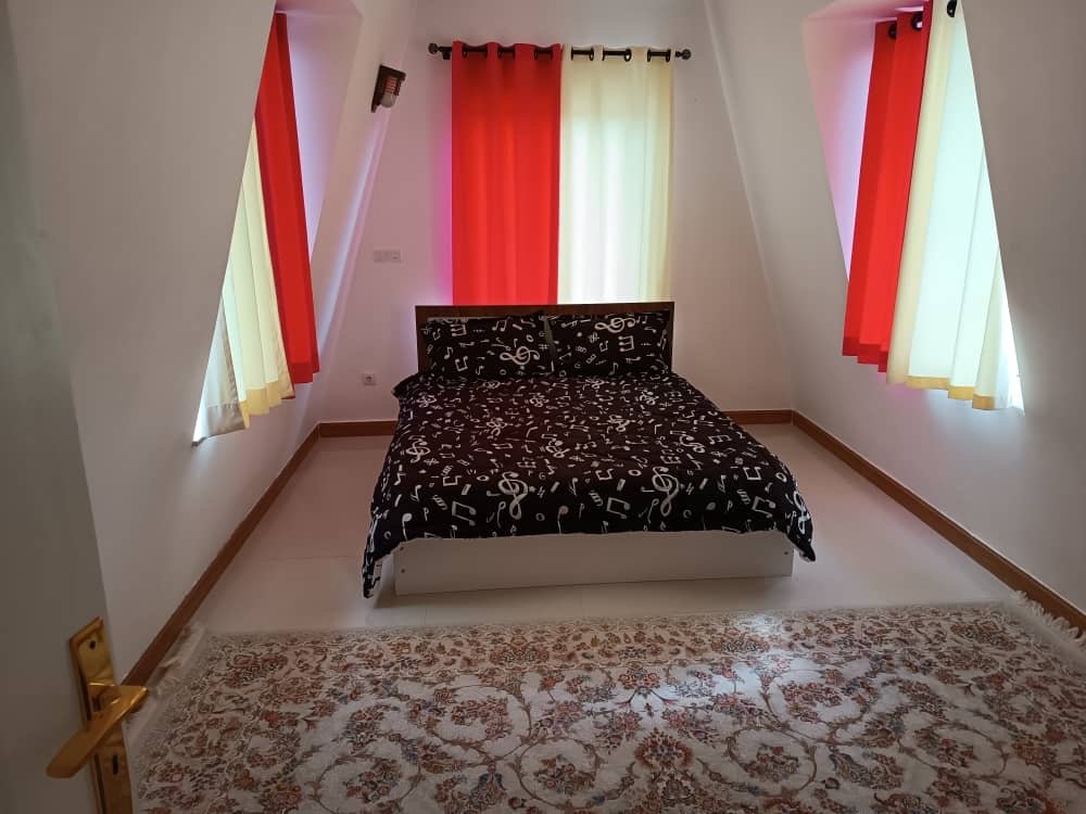 ویلا سه خوابه تریپلکس استخر آبگرم آرالیا