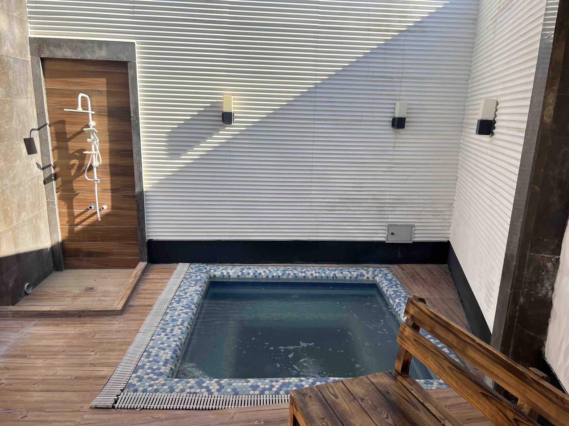 سه خوابه استخردار ایلیا