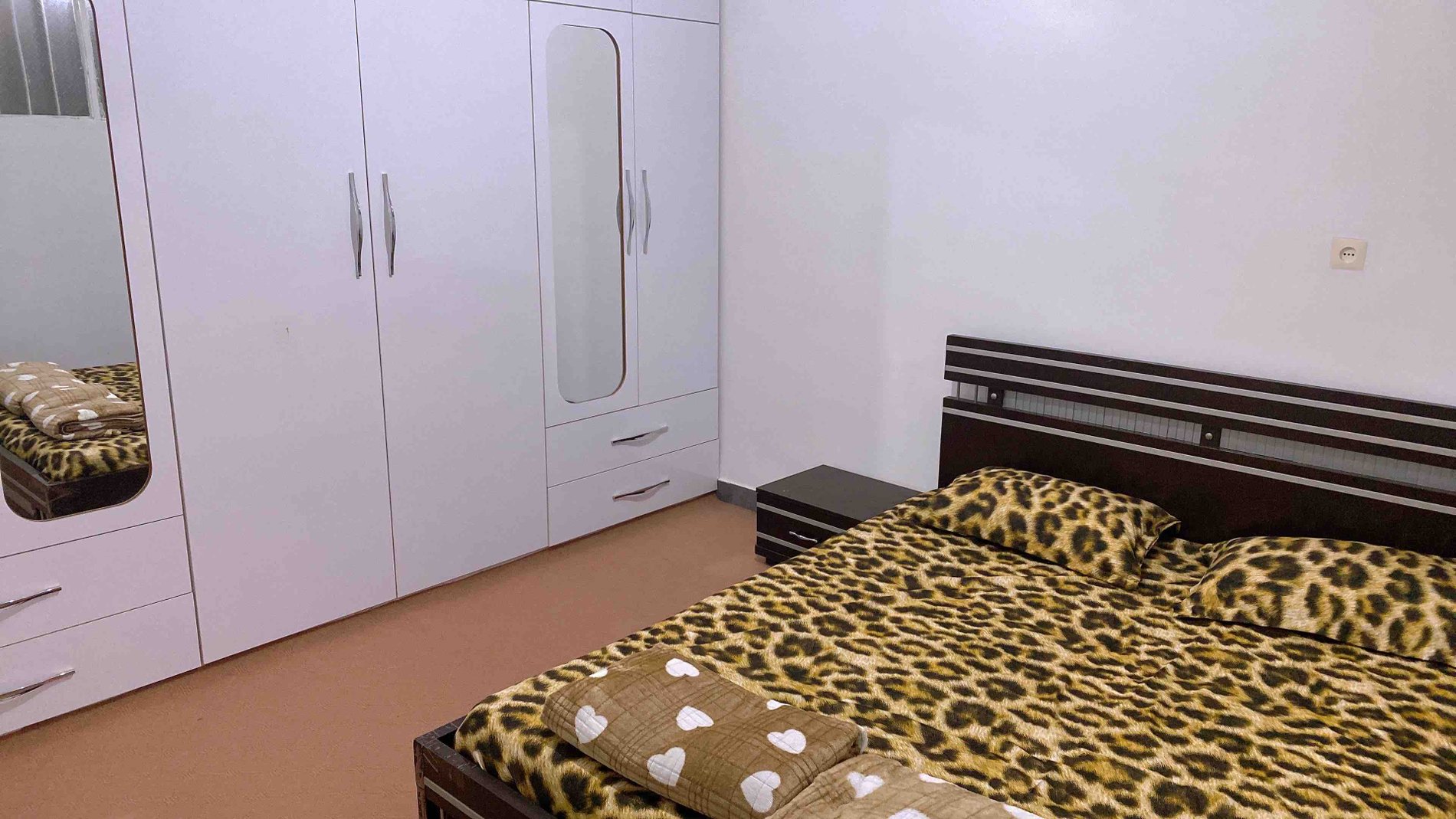 آپارتمان یک خوابه مولوی 1