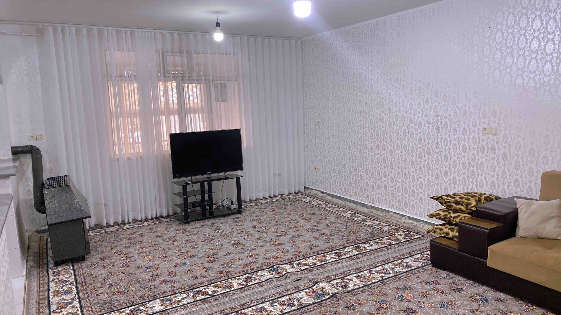 آپارتمان یک خوابه مولوی 1 - انتخاب عنوان تصویر