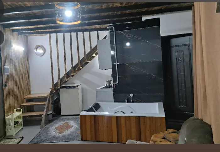 کلبه یک خوابه جنگلی نامی