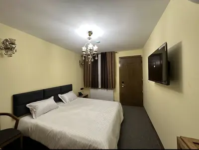 اقامتگاه سنتی خانه یار - واحد دوتخته منیژه