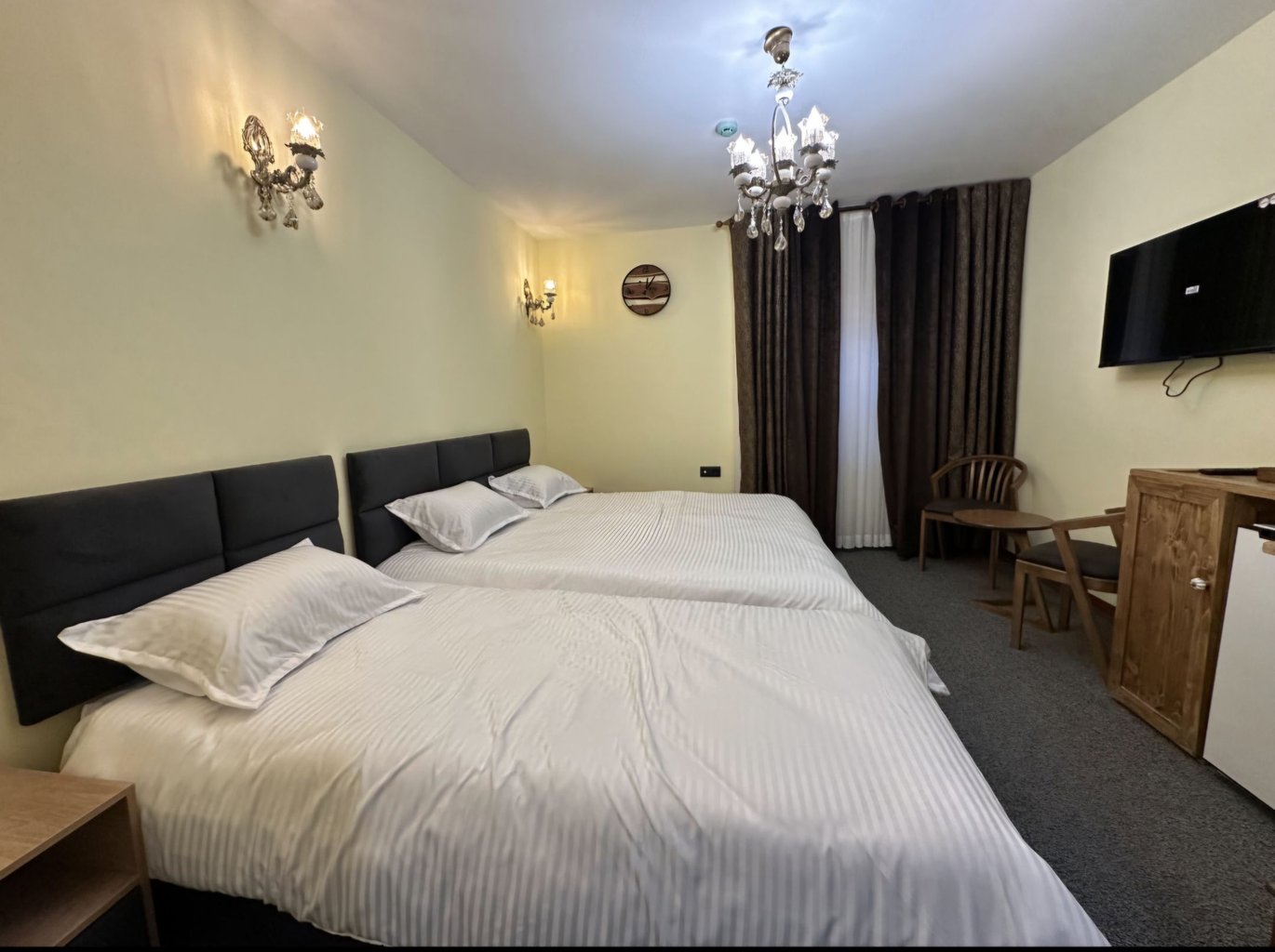 اقامتگاه سنتی خانه یار - واحد سه تخته فرهاد