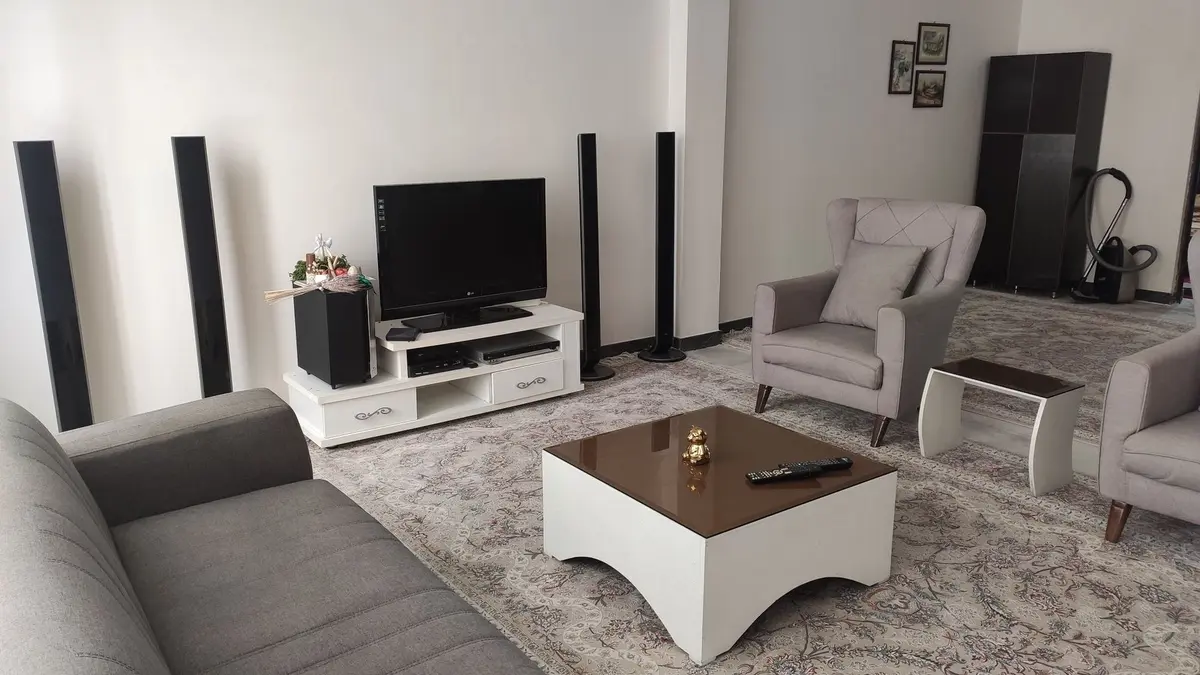 ویلا یک خوابه ماه تی تی من