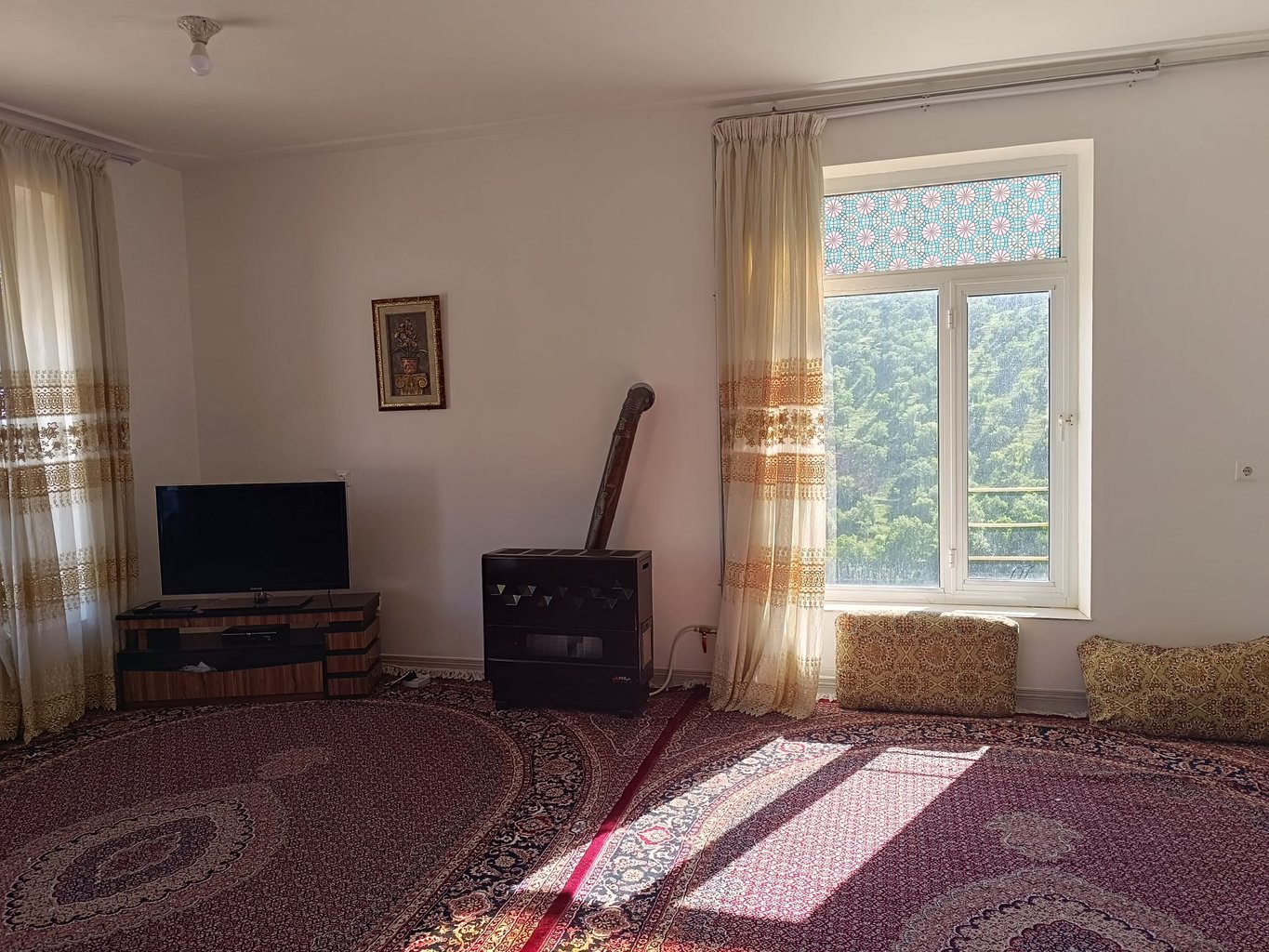 سوئیت دوخوابه ژیان