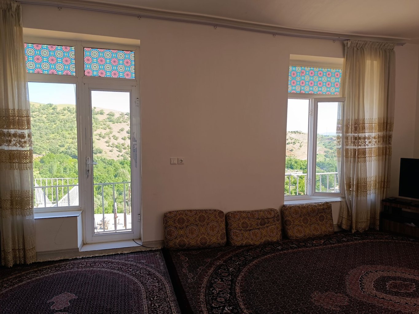 سوئیت دوخوابه ژیان