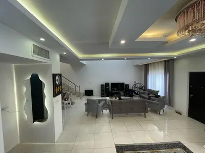 ویلا عمارت نیکان کردان