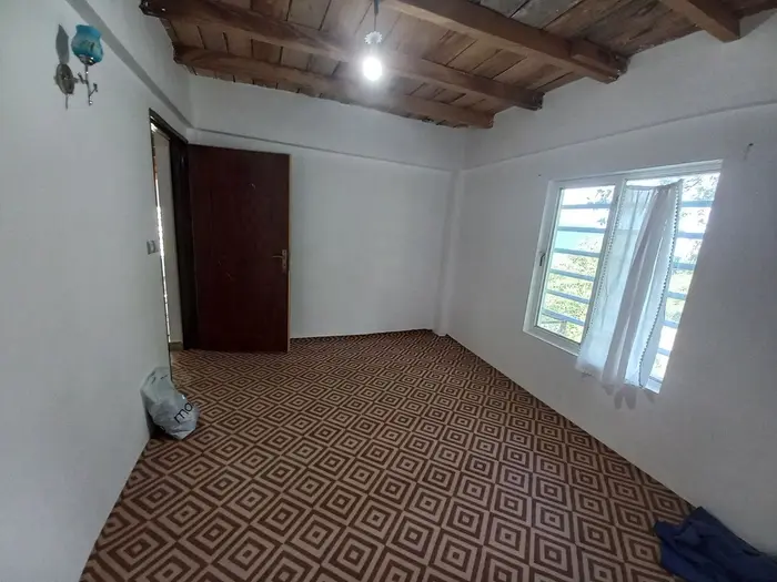 ویلا دوخوابه جنگلی مریان