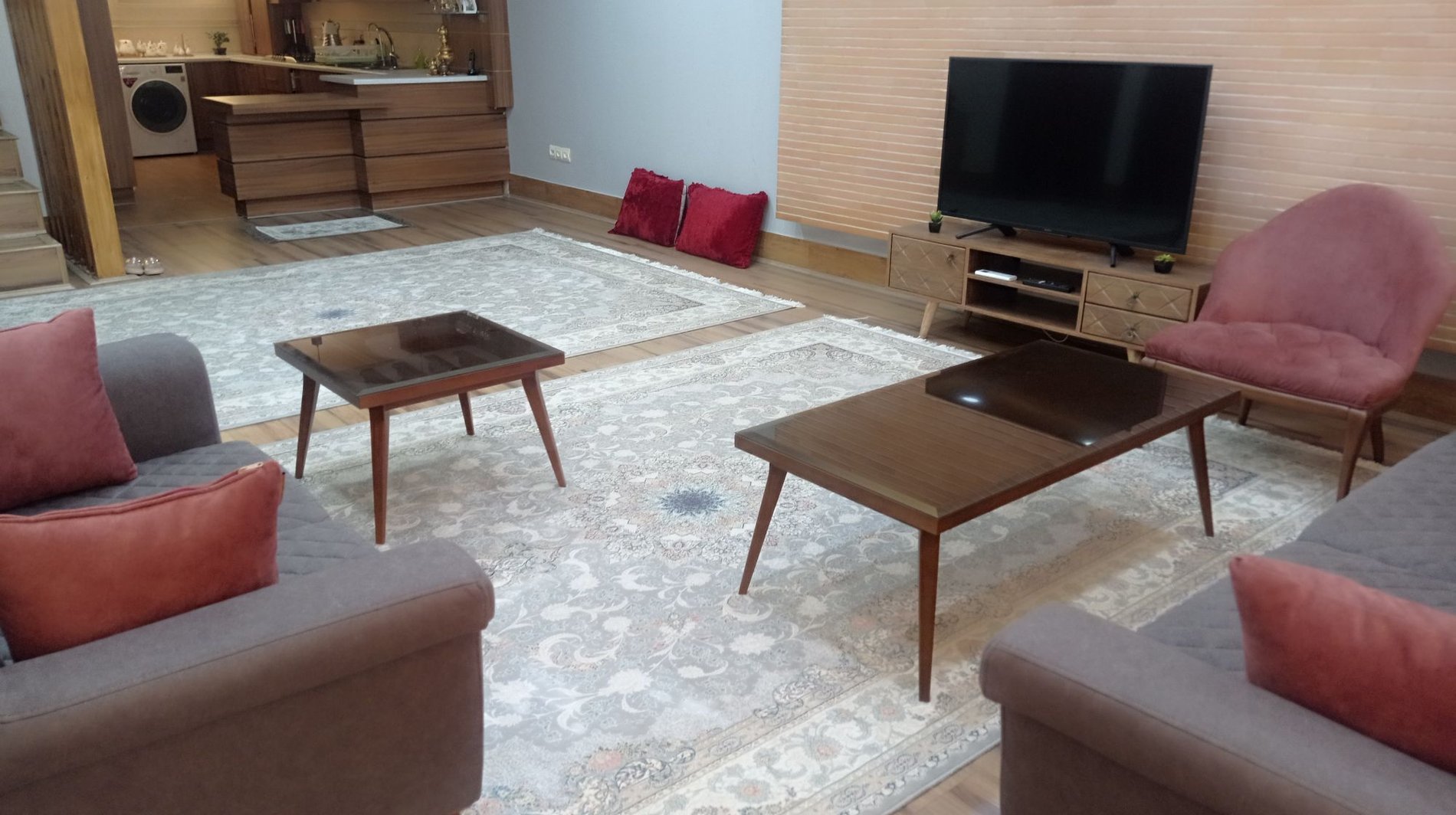 آپارتمان دوخوابه امین 22