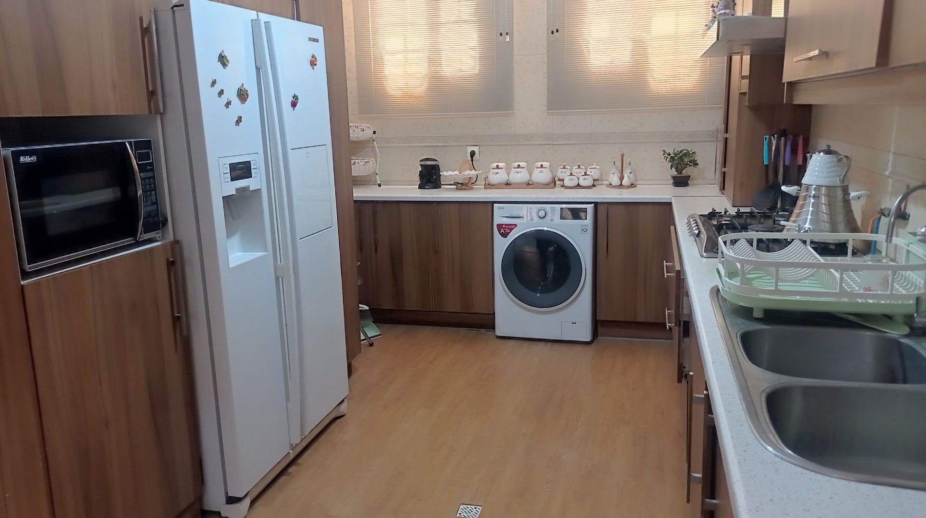 آپارتمان دوخوابه امین 22